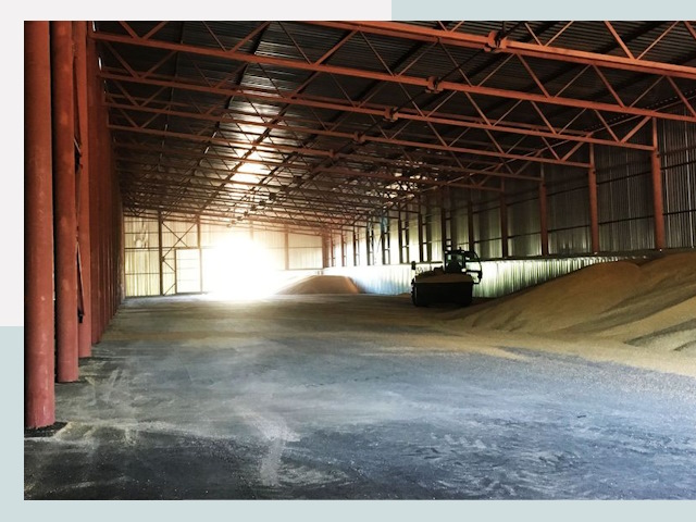 Строительство зернохранилищ в Кузнецке