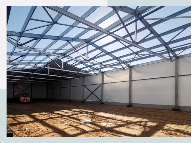 Строительство сенохранилищ в Кузнецке